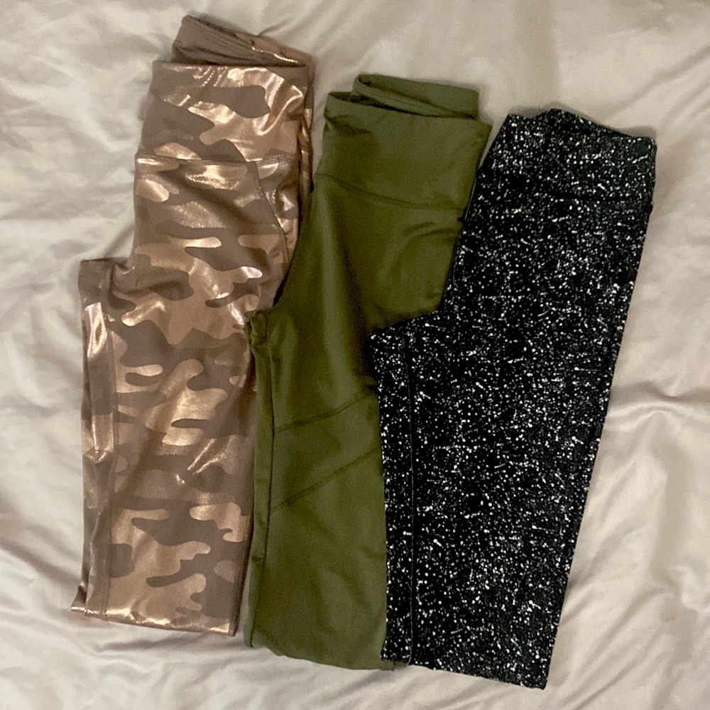 3 PAIRS LEGGINGS ~ GARAGE, SOMMER RAY (URBAN PLANET) | size: M